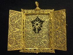Gold Pyx