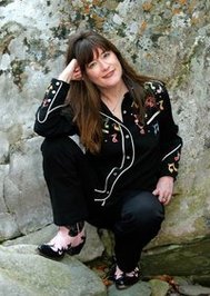 Holly George-Warren - author