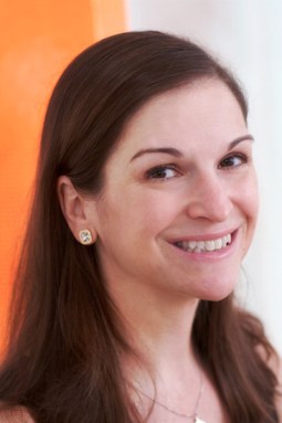 Sarah Dessen-author