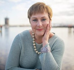 Julie Brooks - author