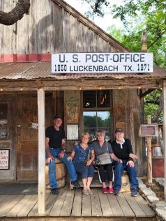 Luckenbach TX