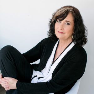 Amanda Hughes - author